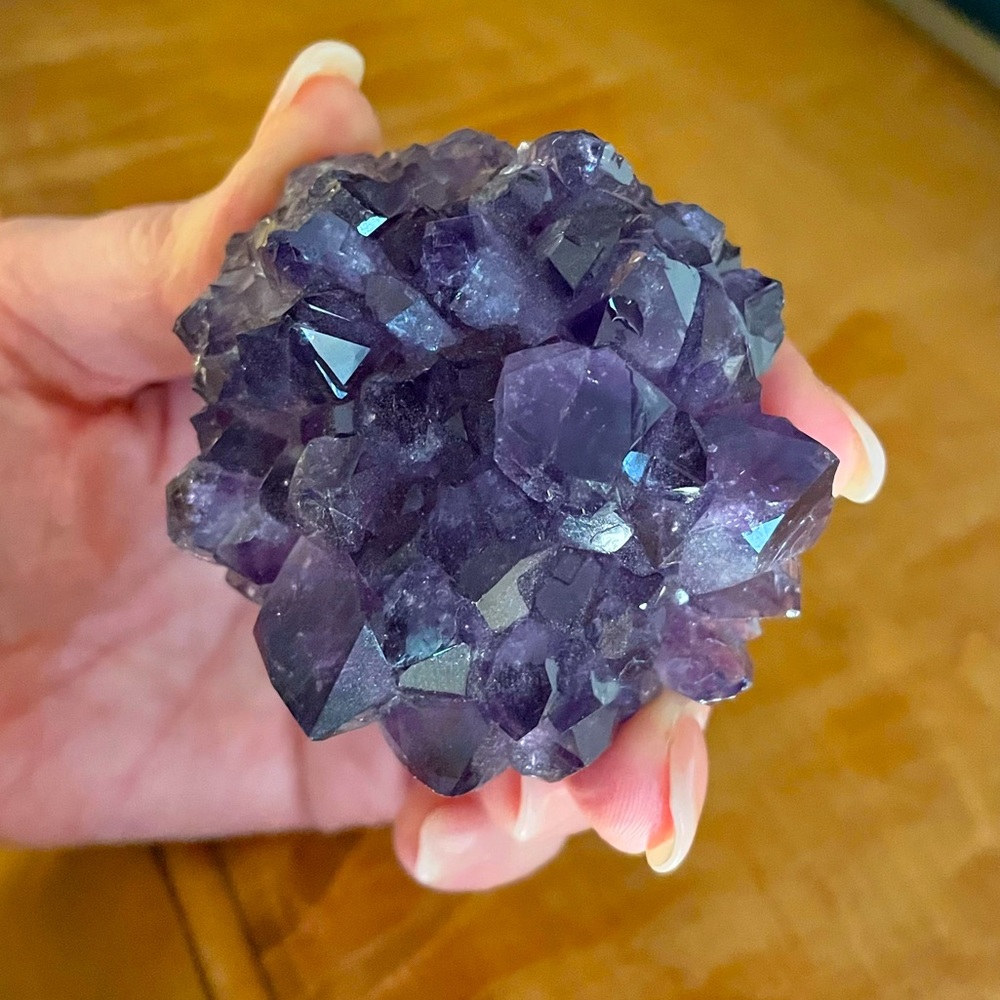 Gorgeous Amethyst Rosette from Uruguay Grape Jelly color crystal mineral 127 gr